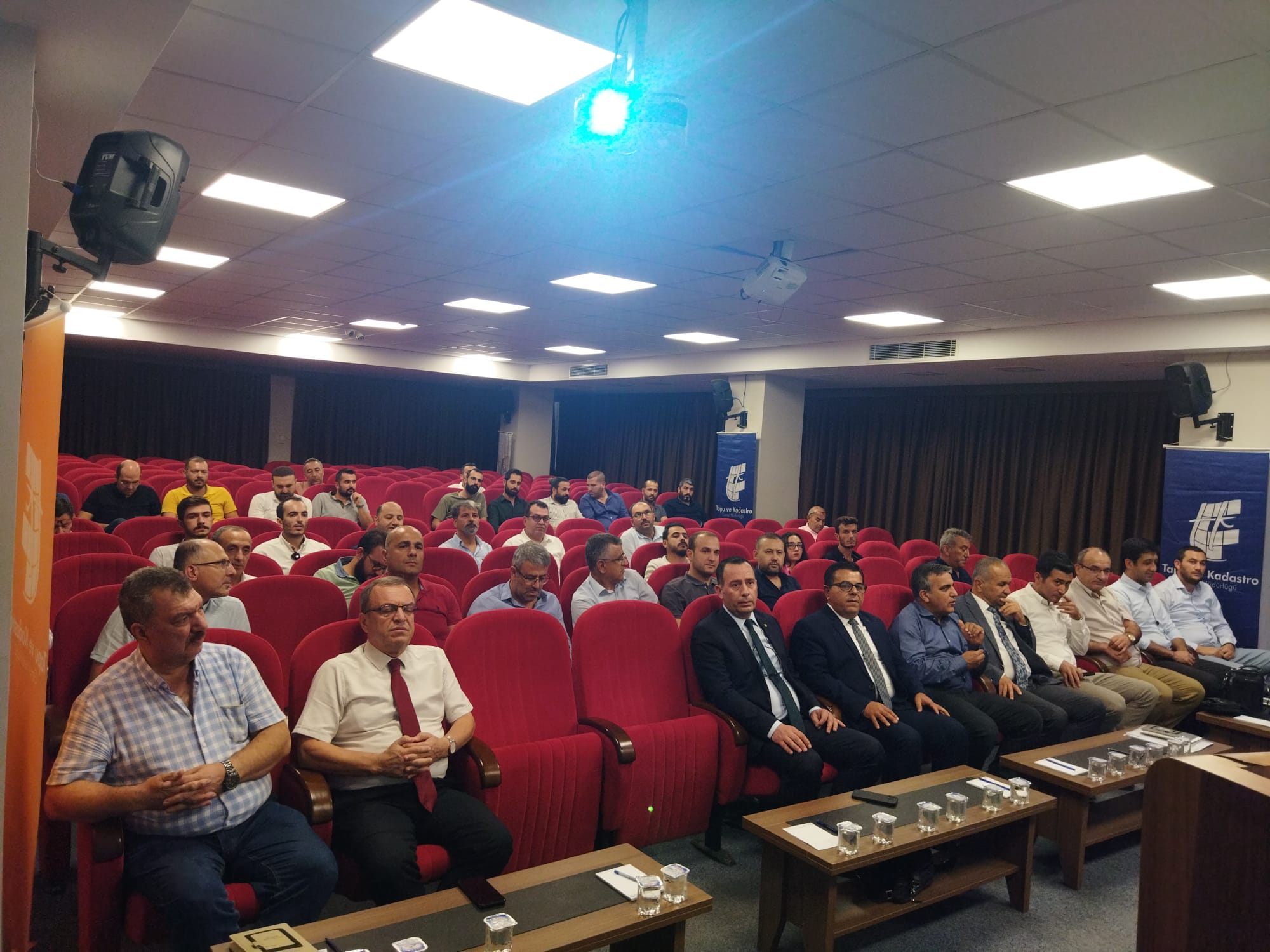 Toplantıya Katılım Sağlayan Tapu ve Kadastro Müdürlükleri Personelleri ile Paydaş Kurumlarda Görevli Teknik Personeller