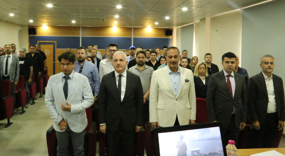 Edirne Tapu ve Kadastro XIV. Bölge Müdürü'nde 3B Kadastro eğitimi düzenlendi.