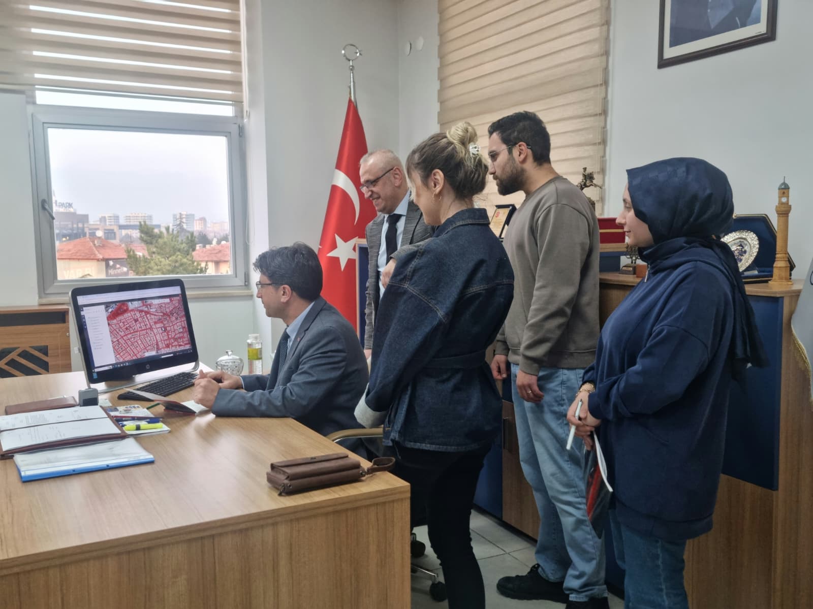 Çorum Kadastro Müdürlüğü personeli ile Tescil Harici alanların tespiti konusunda eğitim ve değerlendirme toplantısı yapılmıştır.