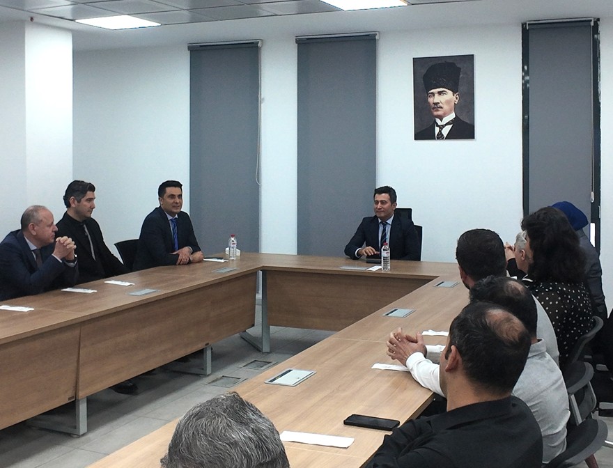 SEYHAN TAPU MÜDÜRLÜĞÜ PERSONELİNE TEŞEKKÜR BELGELERİ TAKDİM EDİLDİ