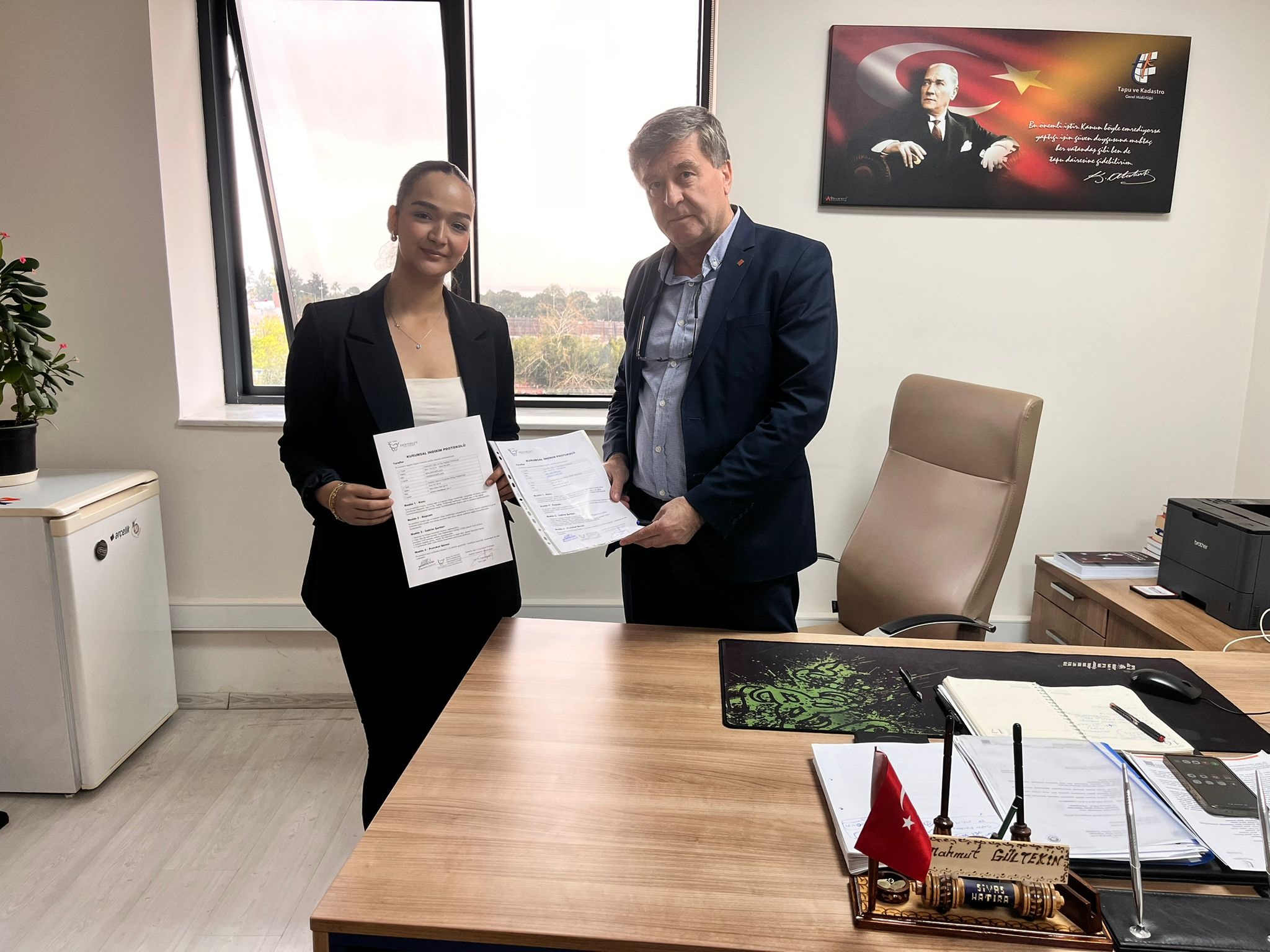 DENTSELFY AĞIZ VE DİŞ SAĞLIĞI POLİKLİNİYİ İLE KURUMUMUZ ARASINDA İNDİRİM PROTOKOLÜ İMZALANMIŞTIR